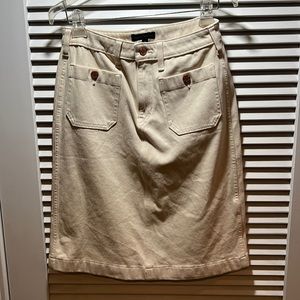 Banana Republic patch pocket skirt in light ecru